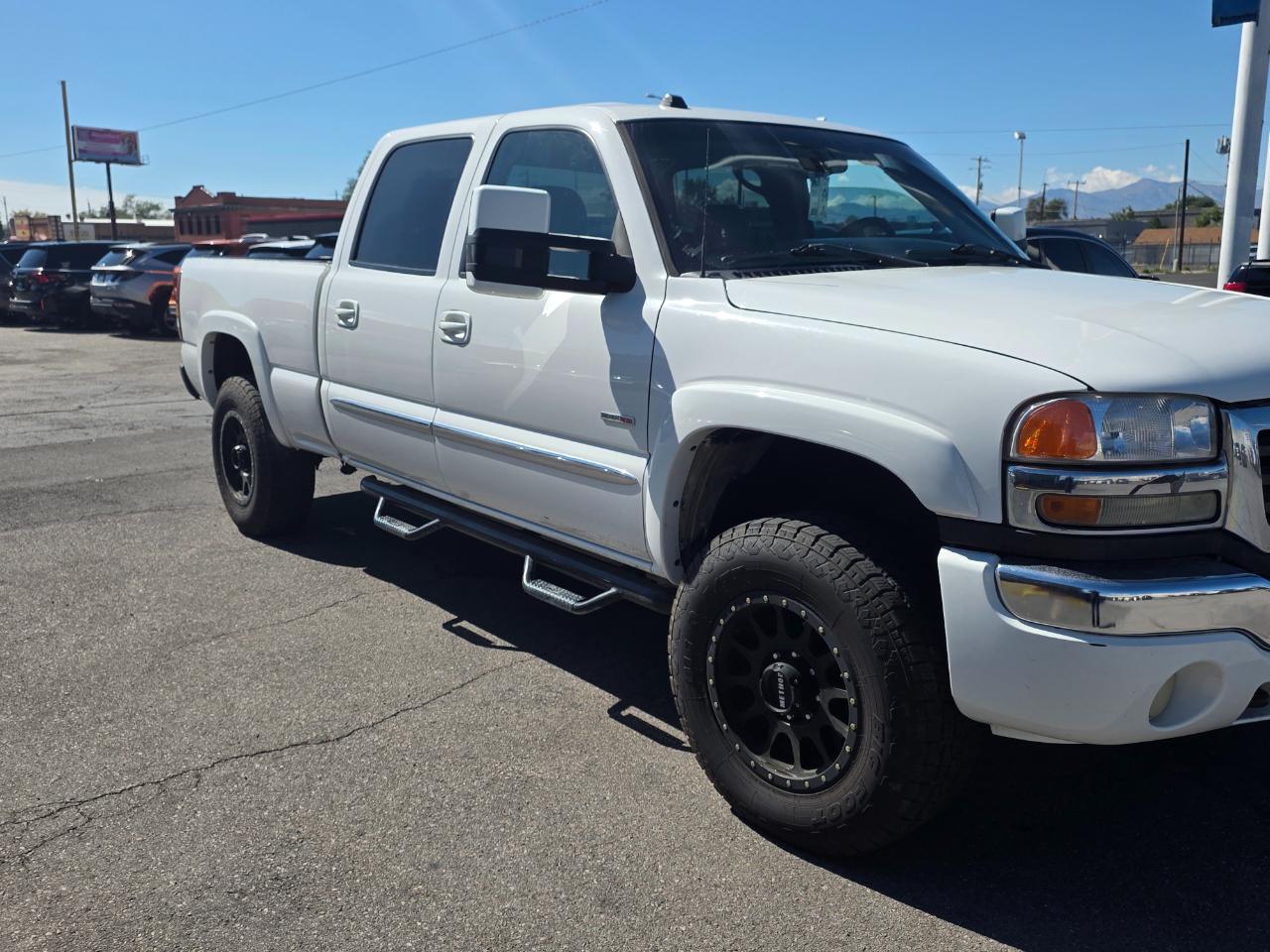 GMC Sierra 2500HD Crew Cab 153" WB 4WD SLE 2005