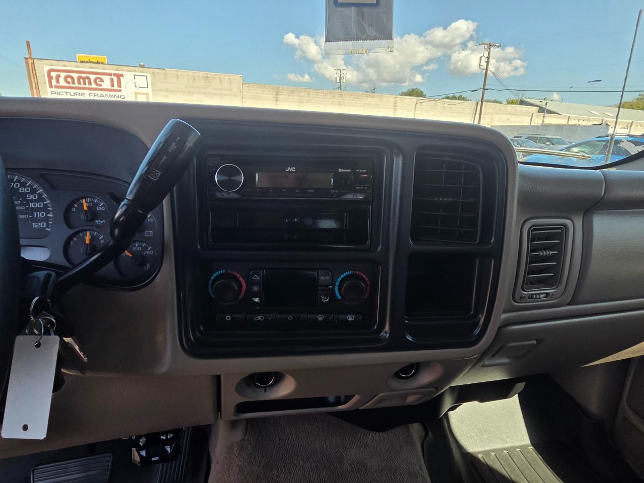 GMC Sierra 2500HD Crew Cab 153" WB 4WD SLE 2005