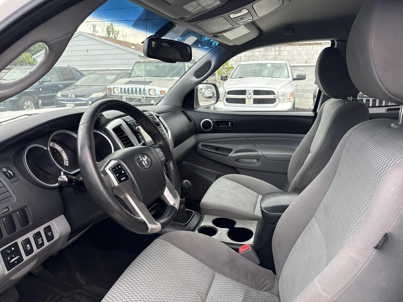 Toyota Tacoma 4WD SR Double Cab 5' Bed MT (Natl) 2013