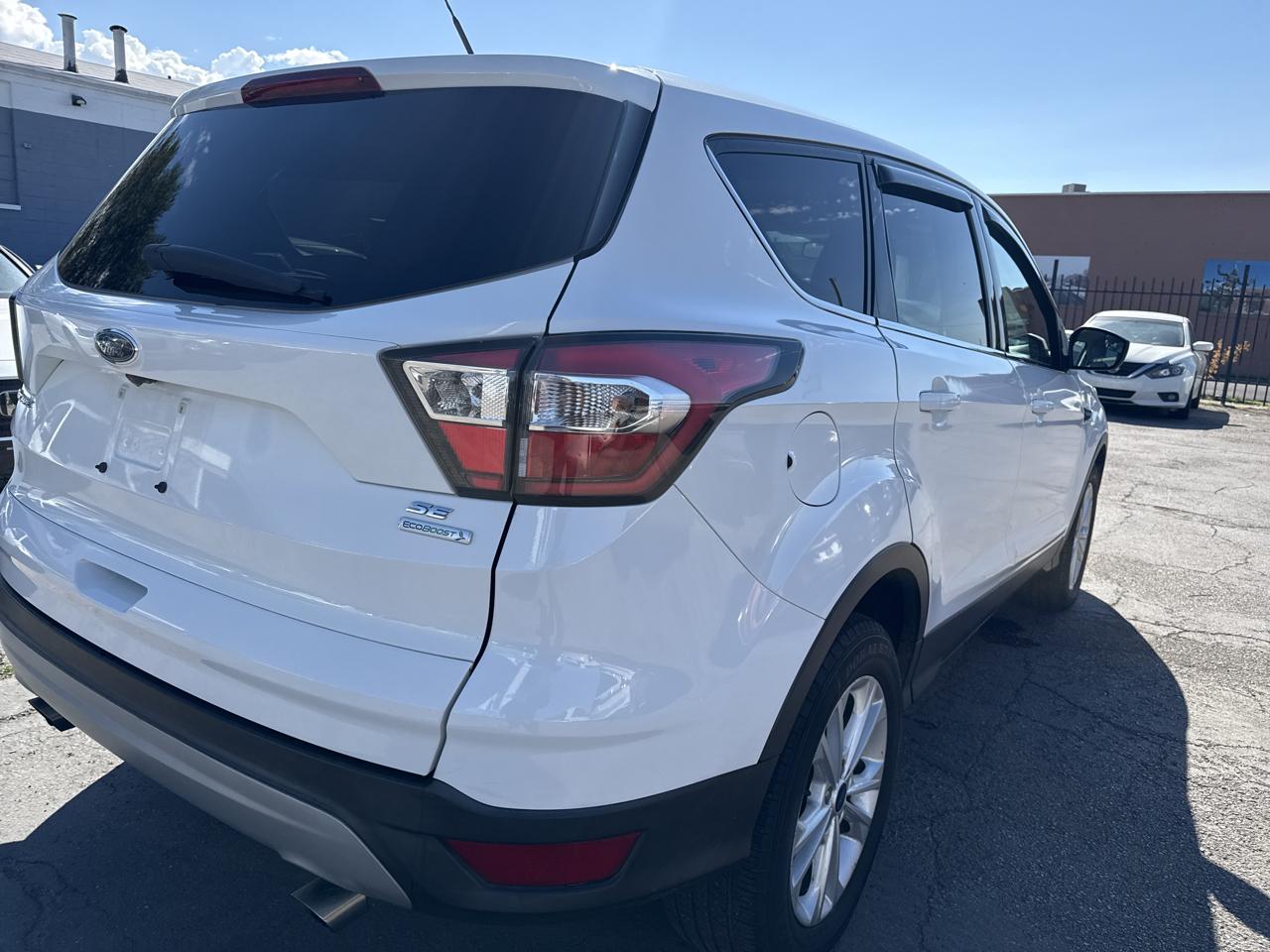 Ford Escape SE FWD 2017
