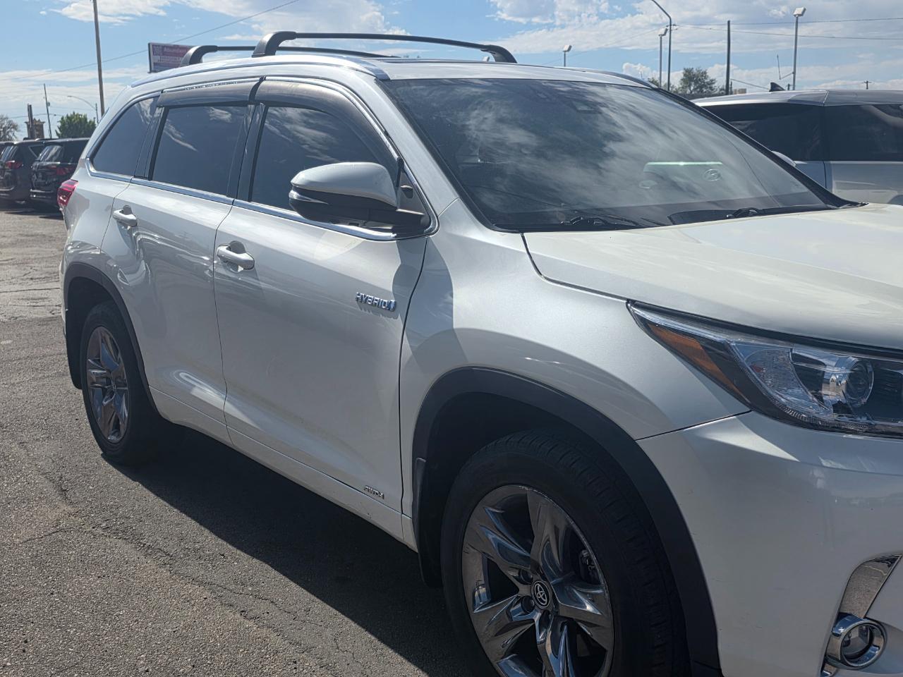 Toyota Highlander Hybrid Limited V6 AWD (Natl) 2019