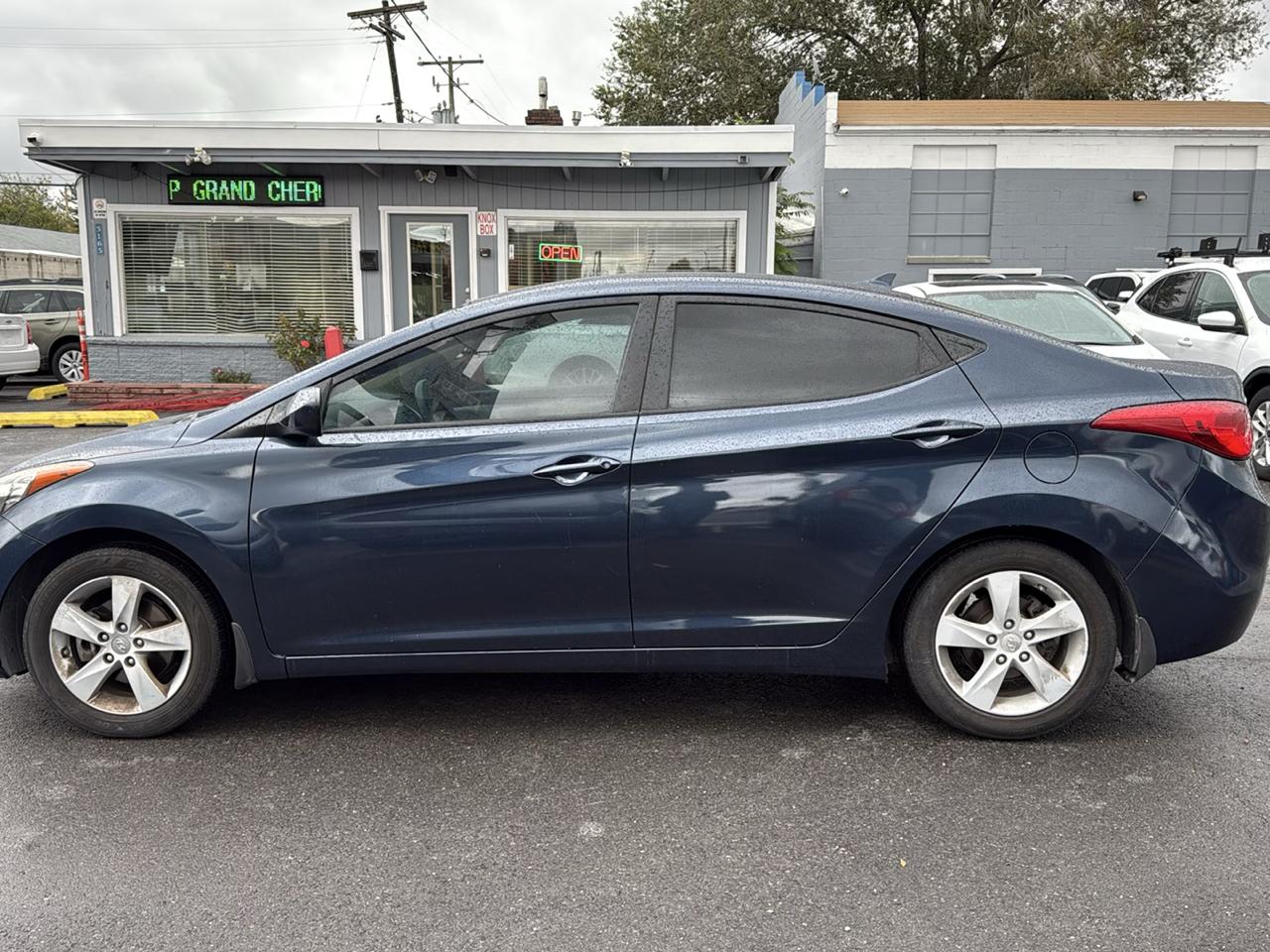 Hyundai Elantra 4dr Sdn Auto GLS (Ulsan Plant) 2013