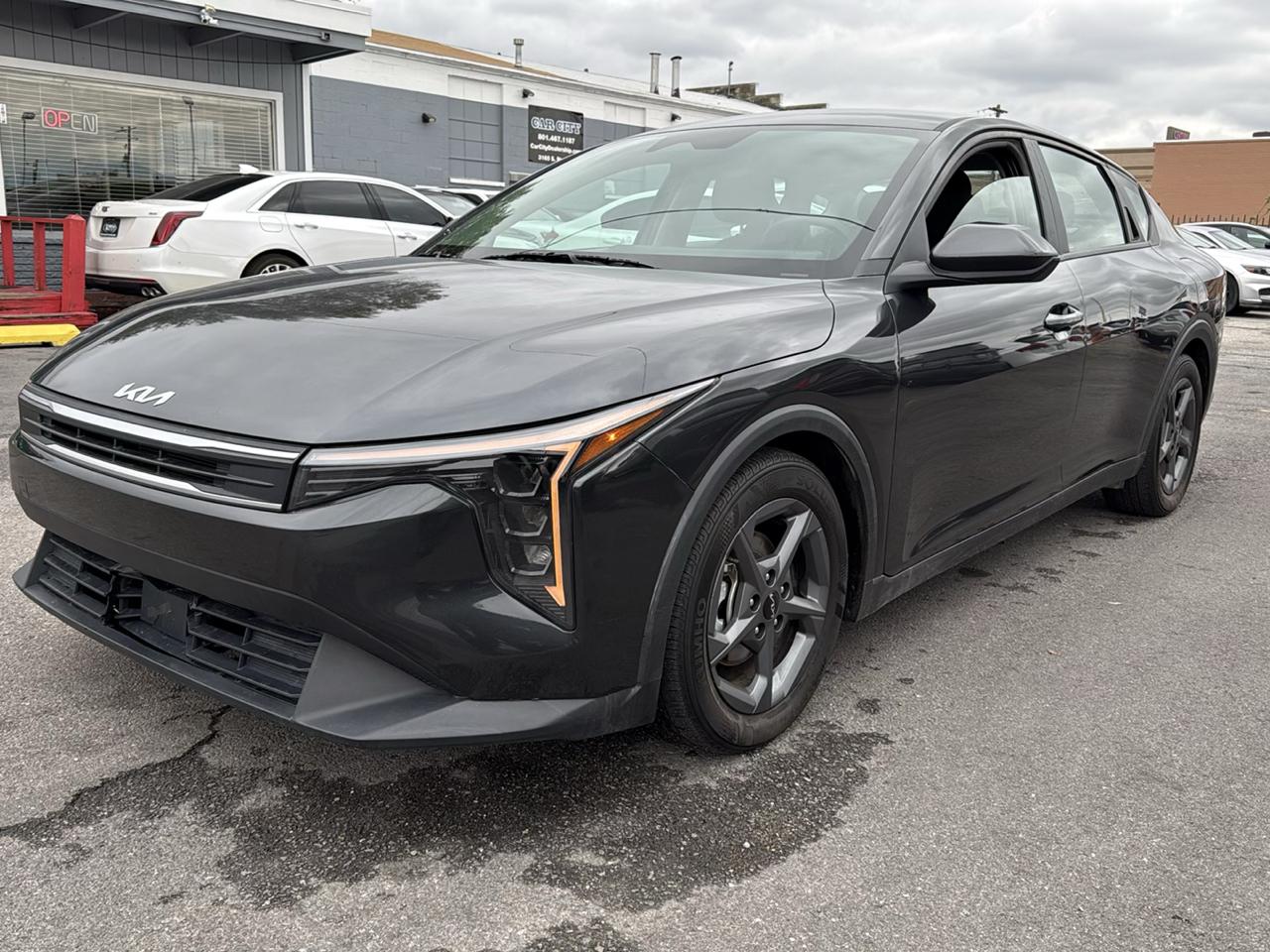 Kia K4 LXS FWD 2025