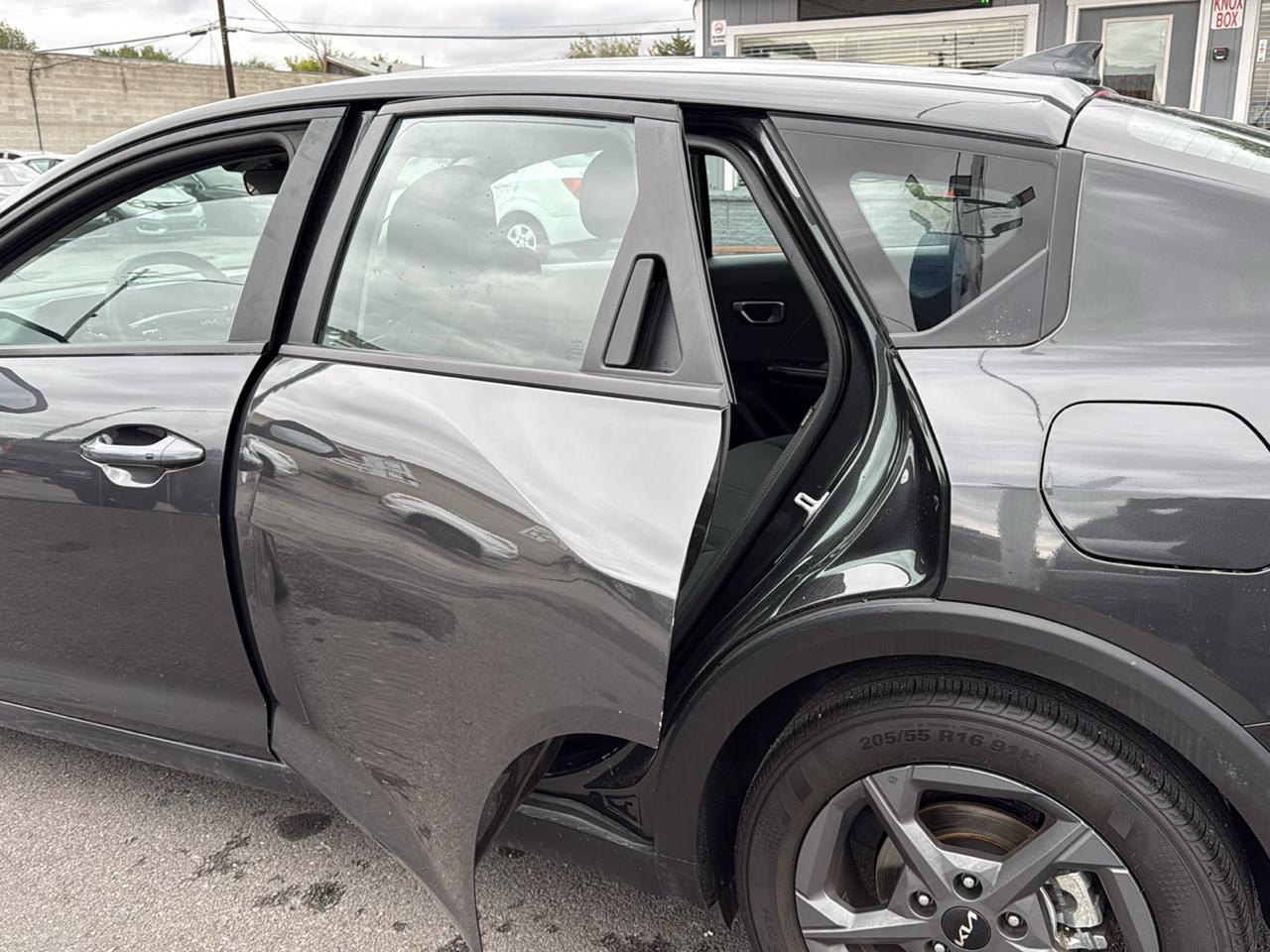 Kia K4 LXS FWD 2025
