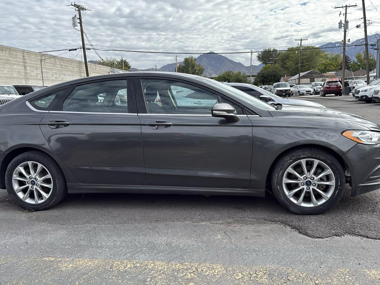 Ford Fusion SE FWD 2017