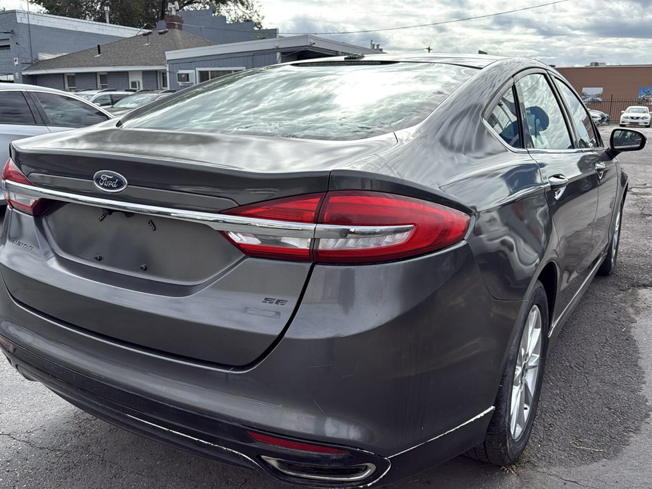 Ford Fusion SE FWD 2017