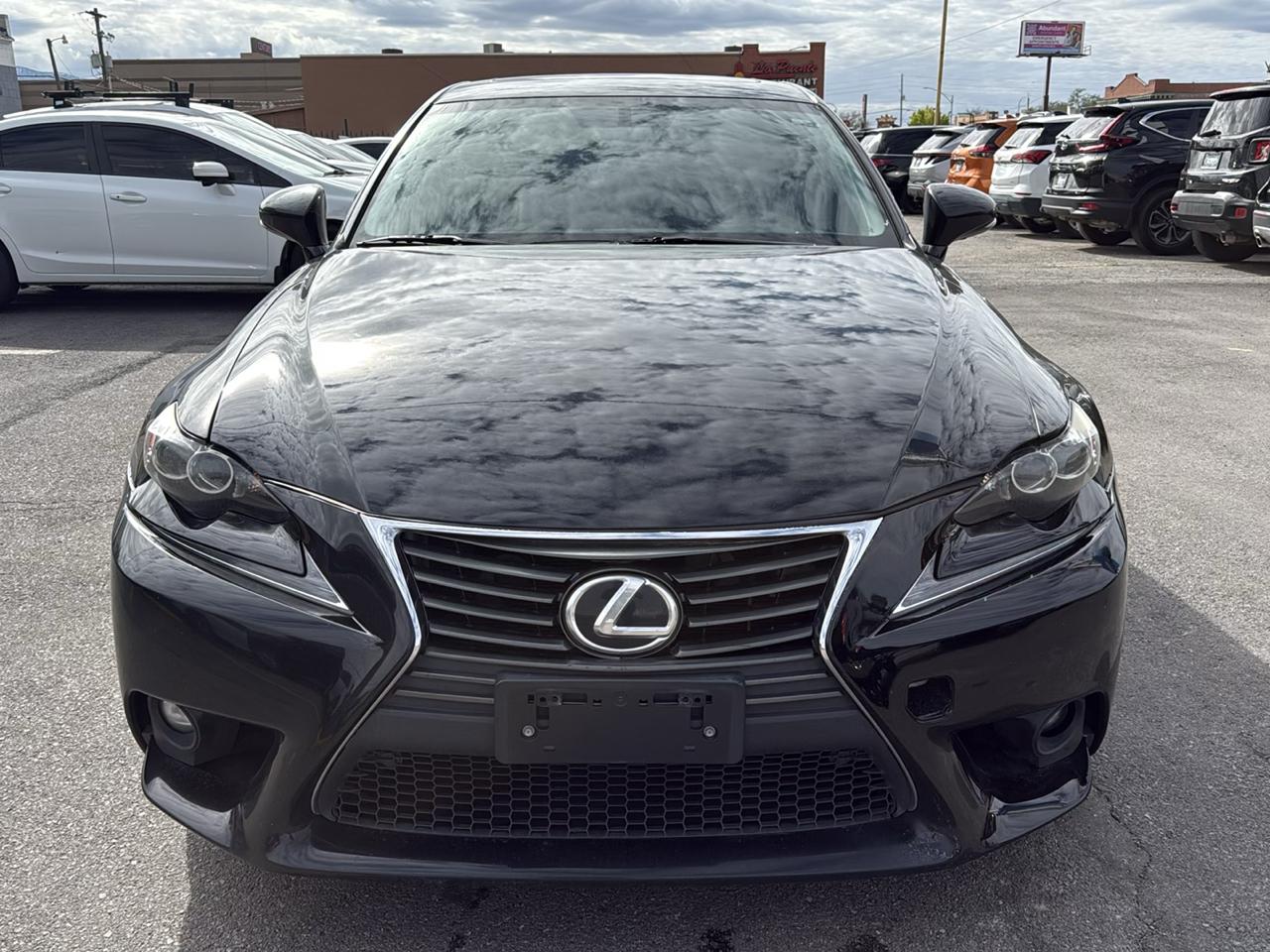 Lexus IS 300 4dr Sdn AWD 2016
