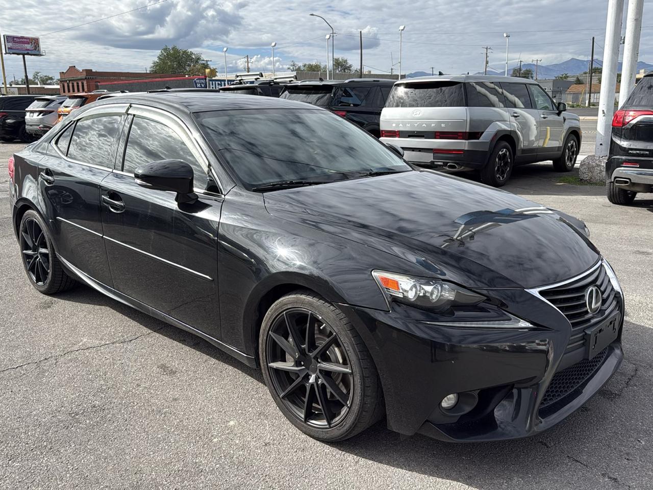 Lexus IS 300 4dr Sdn AWD 2016