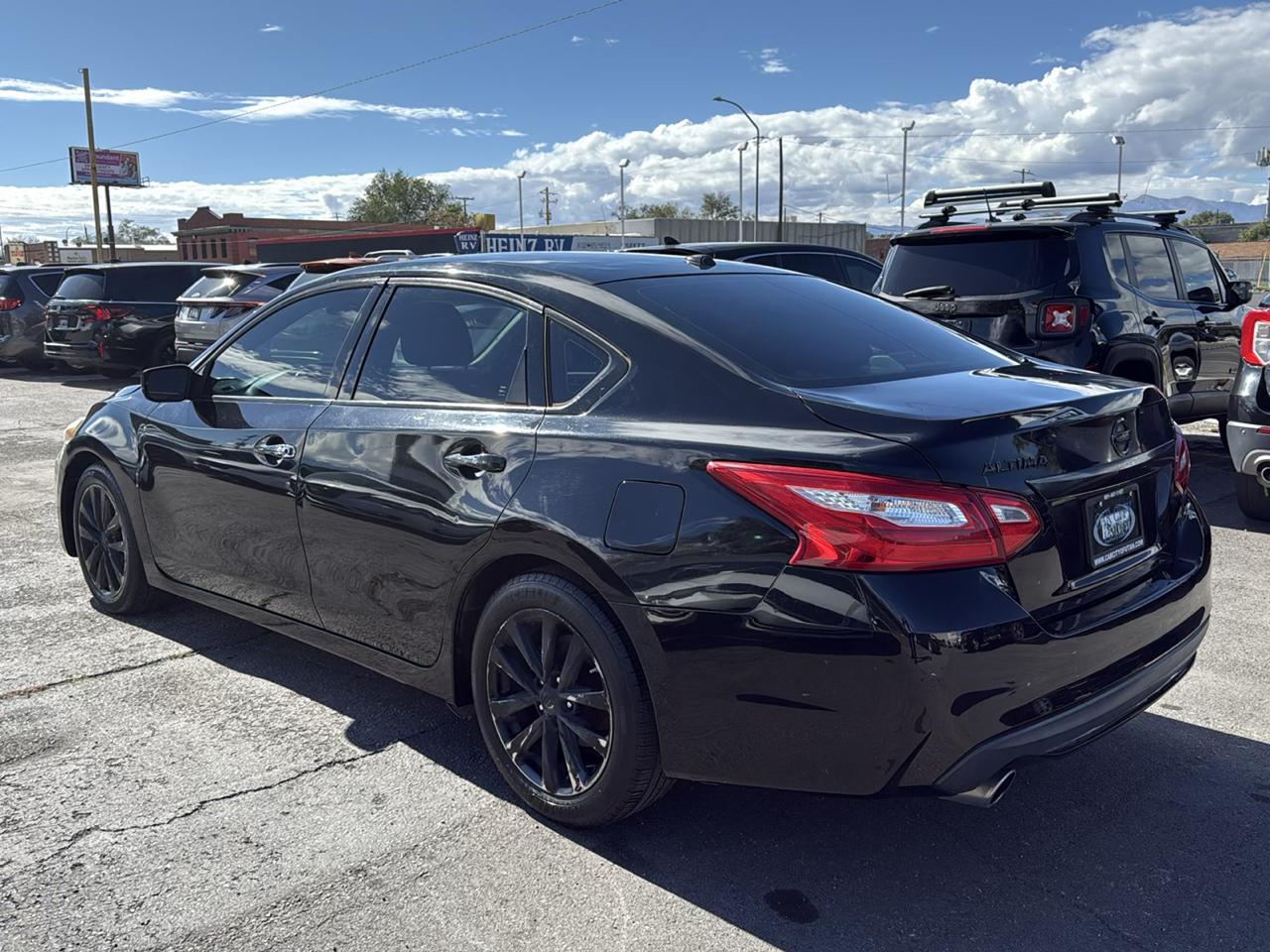 Nissan Altima 2.5 SV Sedan 2017