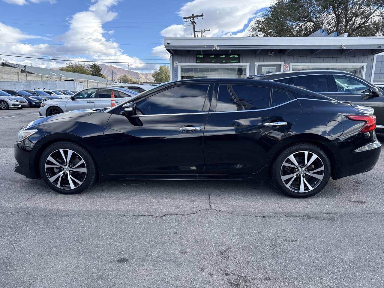 Nissan Maxima SL 3.5L 2017