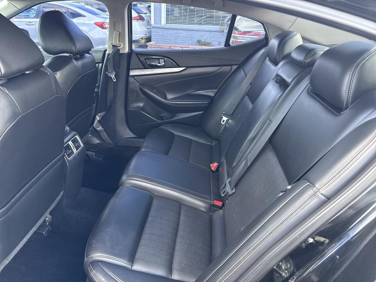 Nissan Maxima SL 3.5L 2017