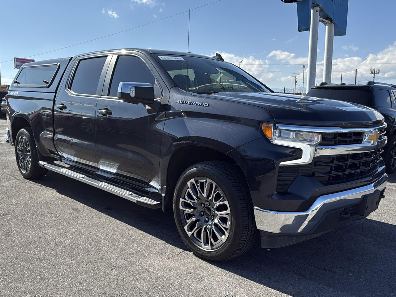 Chevrolet Silverado 1500 4WD Crew Cab 157" LT 2023