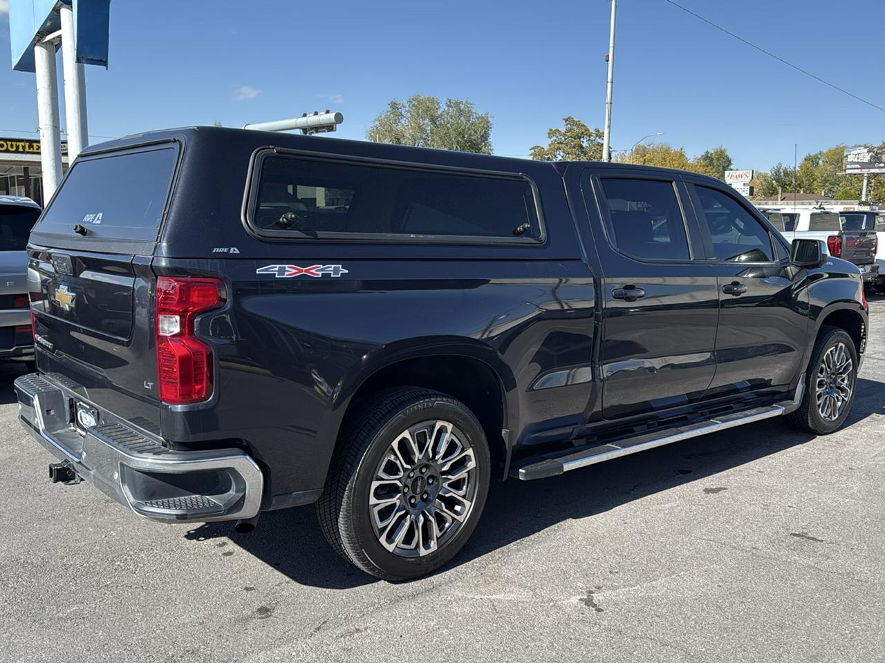 Chevrolet Silverado 1500 4WD Crew Cab 157" LT 2023