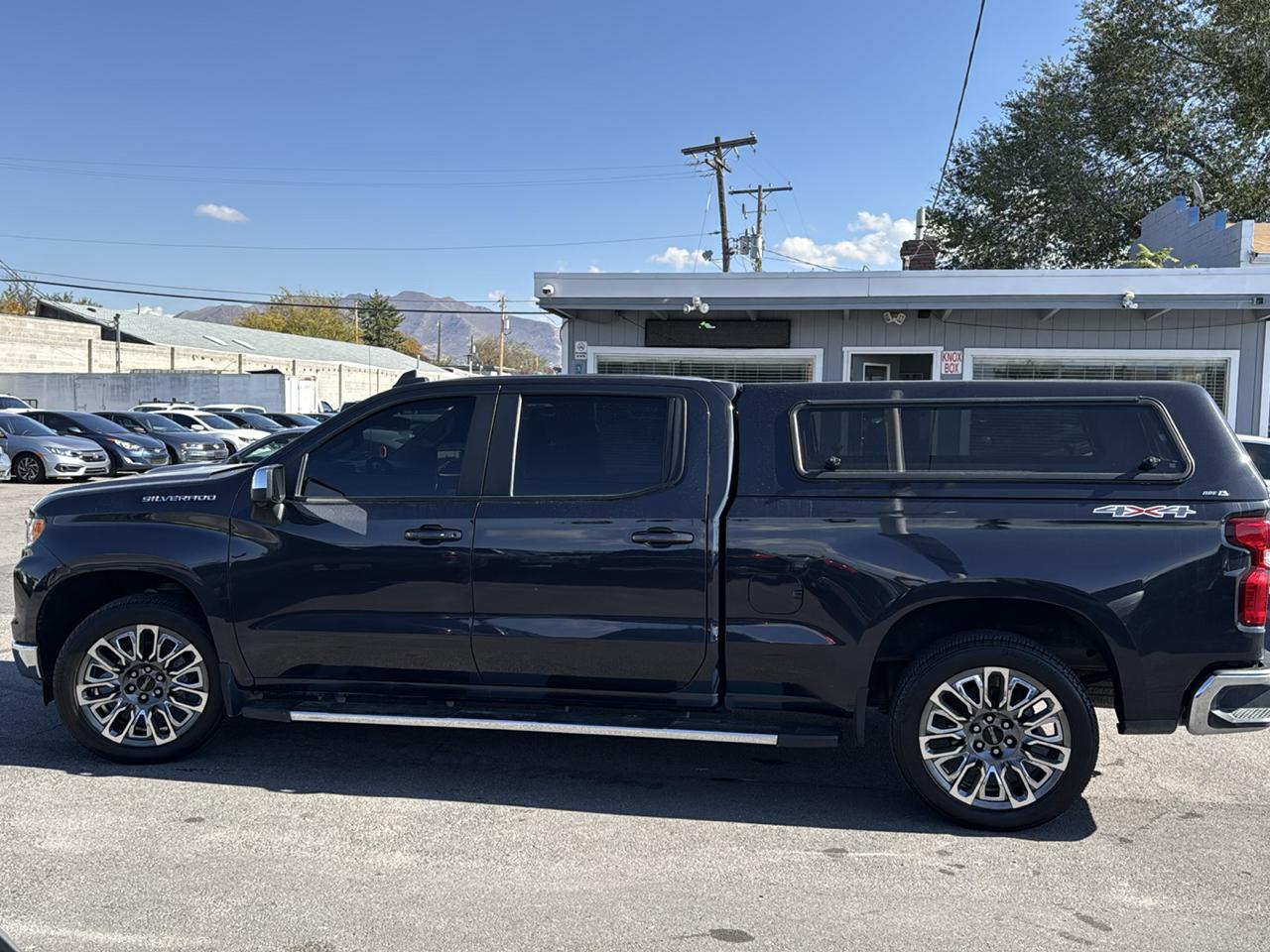 Chevrolet Silverado 1500 4WD Crew Cab 157" LT 2023