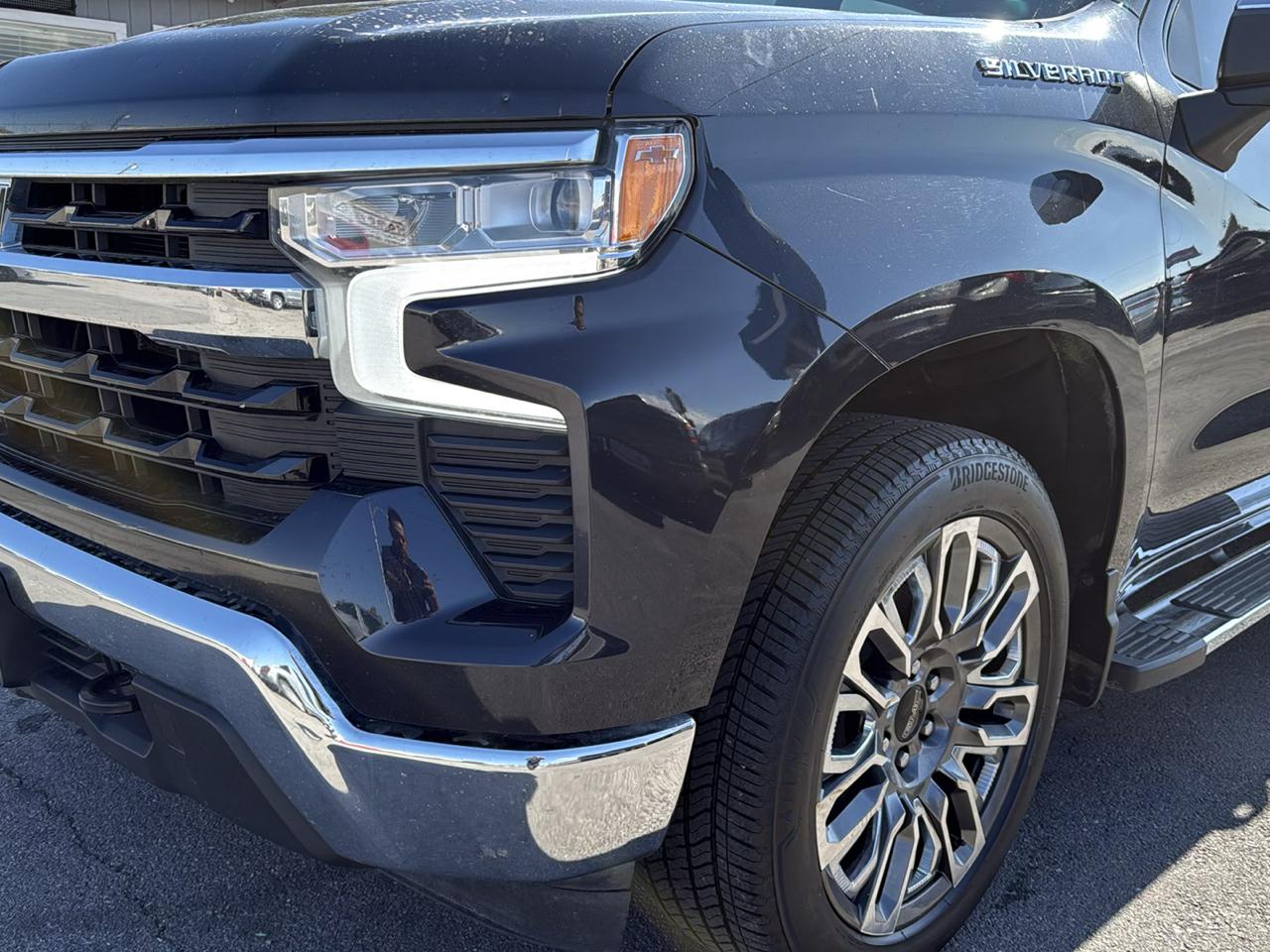 Chevrolet Silverado 1500 4WD Crew Cab 157" LT 2023