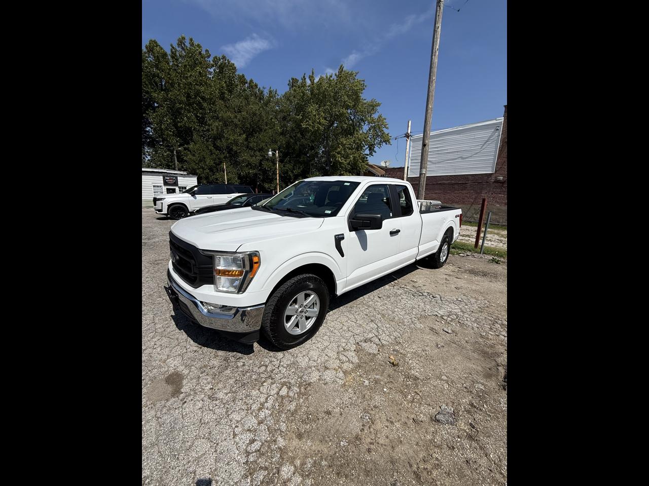 2021 Ford F-150 4WD Supercab Flareside 145" XLT