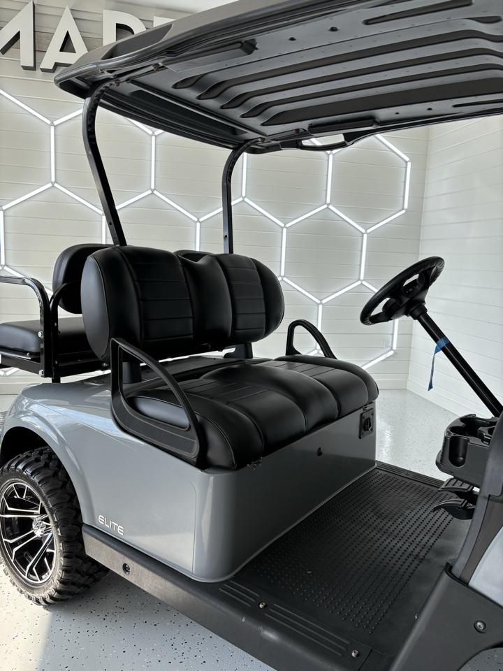 EZGO RXV  2023