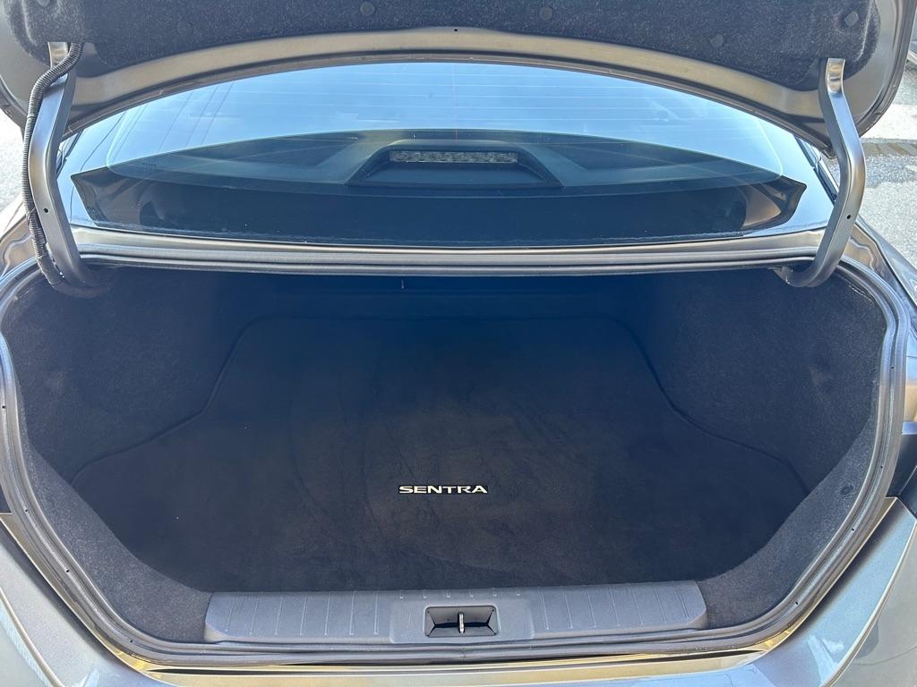 Nissan Sentra S 2021