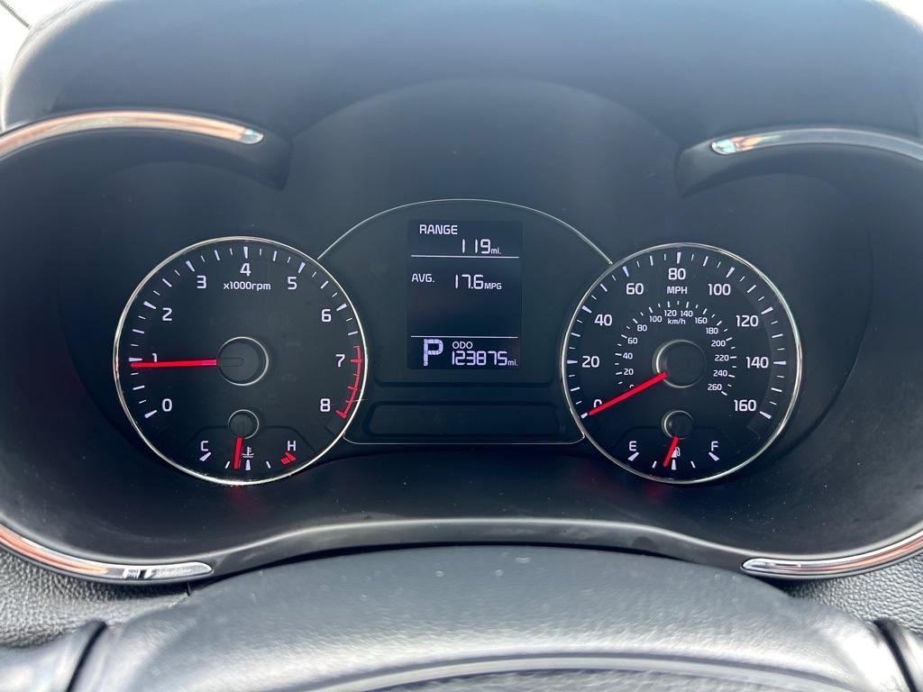 Kia Forte 5-Door LX 2016