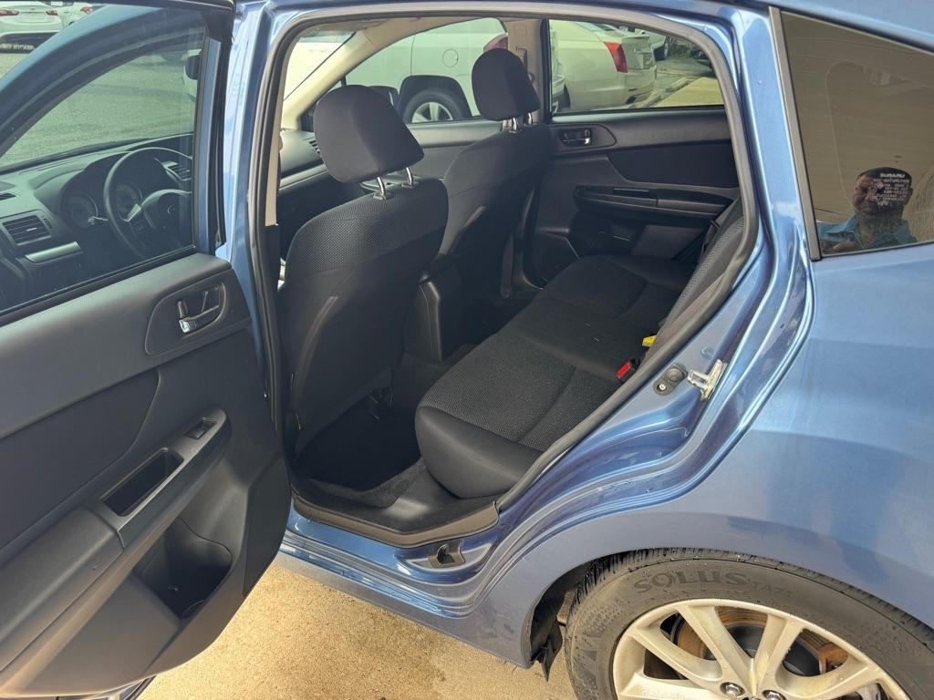 Subaru Impreza 2.0i Premium 5-Door w/All Weather Package 2014