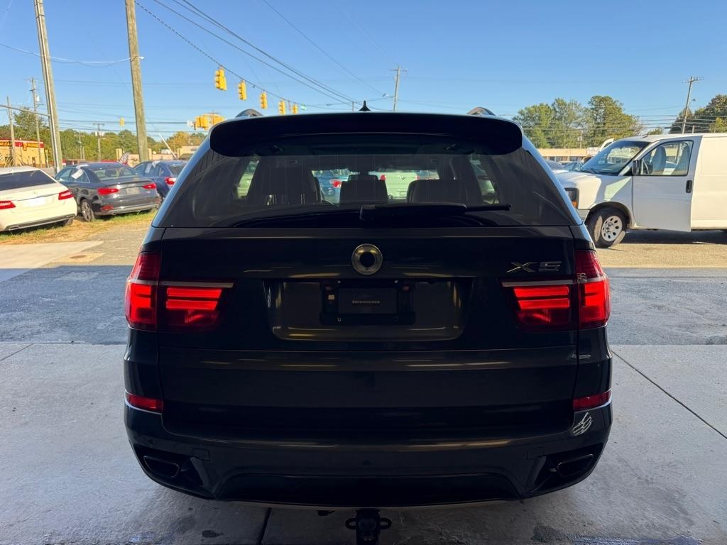 BMW X5 xDrive50i 2011