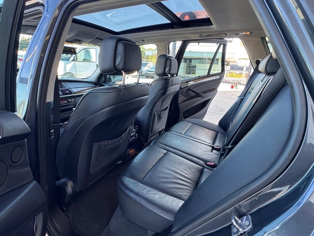 BMW X5 xDrive50i 2011