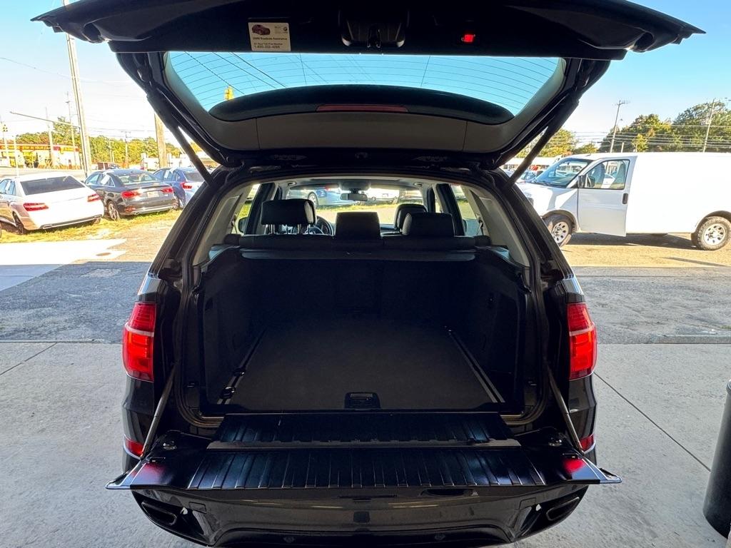 BMW X5 xDrive50i 2011