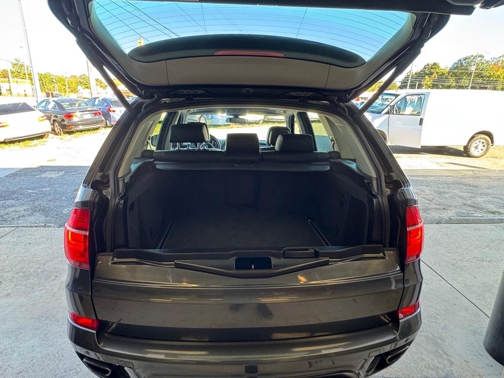BMW X5 xDrive50i 2011