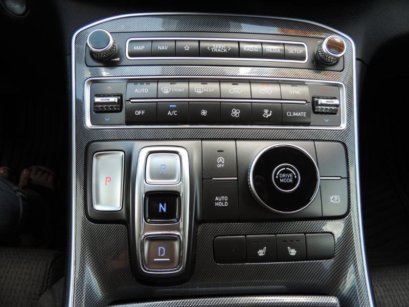 Hyundai Santa Fe SEL 2023