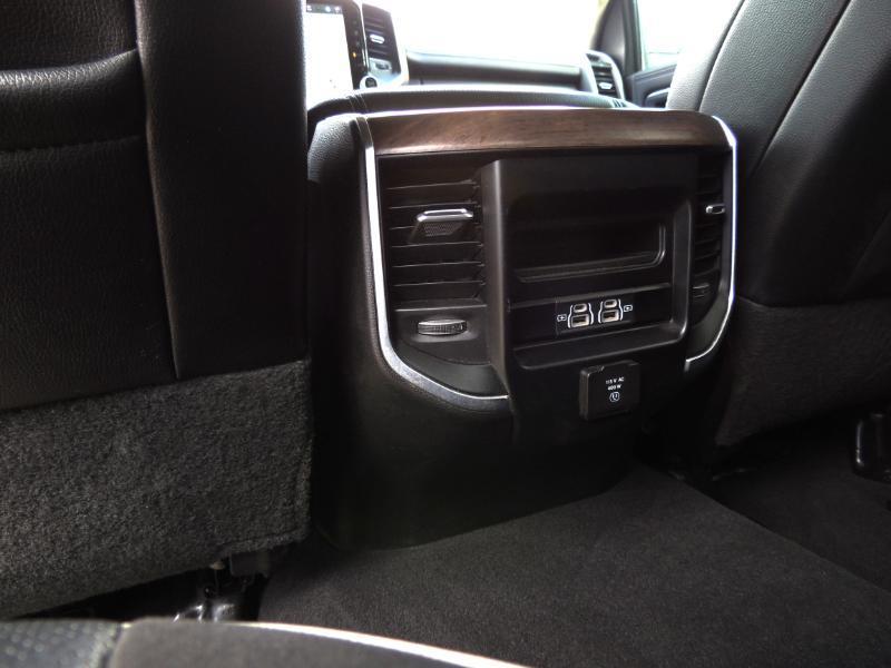 RAM 2500 Laramie Crew Cab SWB 4WD 2024