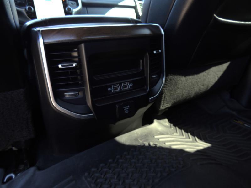 RAM 2500 Laramie Crew Cab SWB 4WD 2024