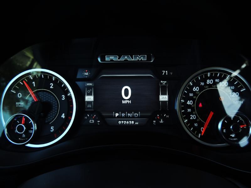 RAM 2500 Laramie Crew Cab SWB 4WD 2024