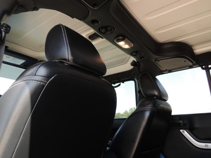 Jeep Wrangler Unlimited Sahara 4WD 2015