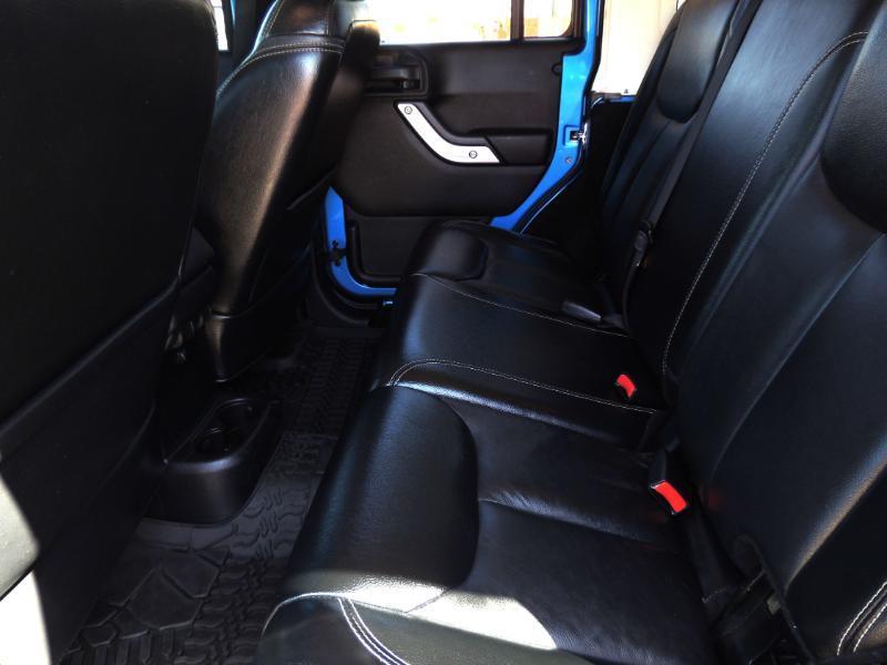 Jeep Wrangler Unlimited Sahara 4WD 2015
