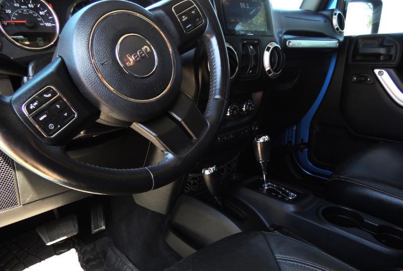 Jeep Wrangler Unlimited Sahara 4WD 2015