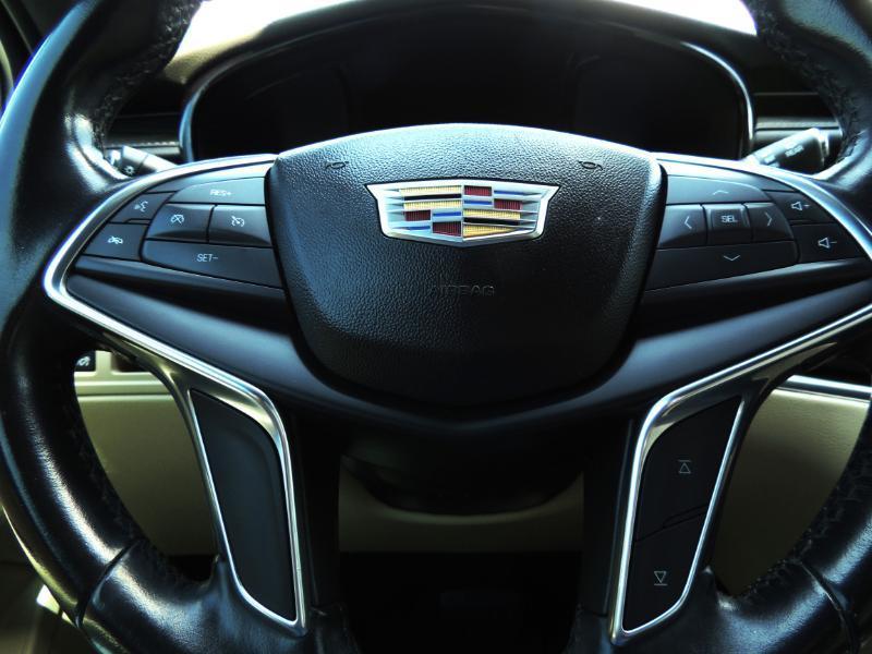 Cadillac XT5 Base 2019