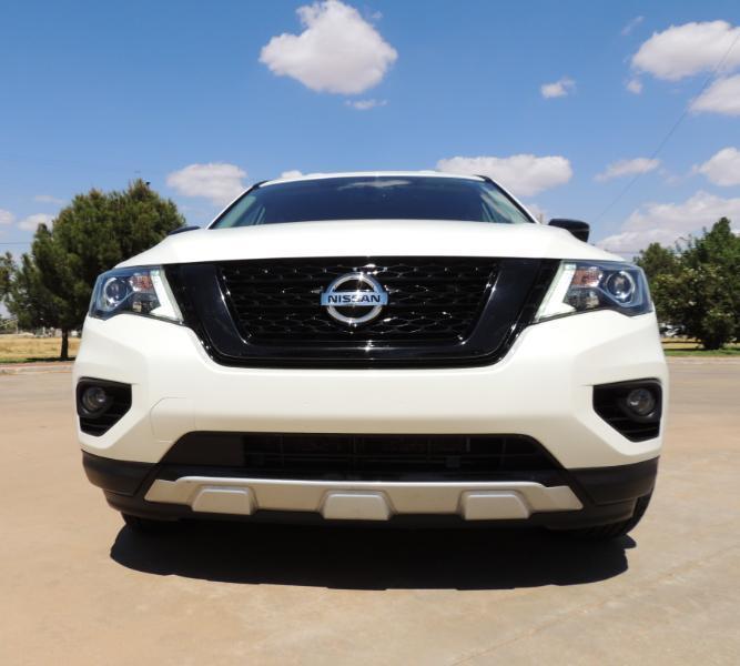 Nissan Pathfinder SV 4WD 2020
