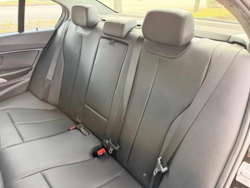 BMW 3-Series 320i 2015