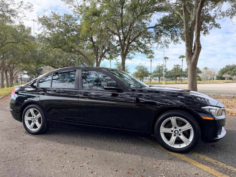 BMW 3-Series 320i 2015