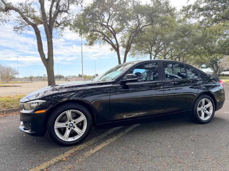 BMW 3-Series 320i 2015