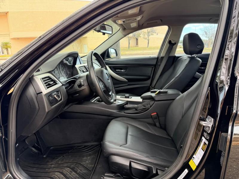 BMW 3-Series 320i 2015