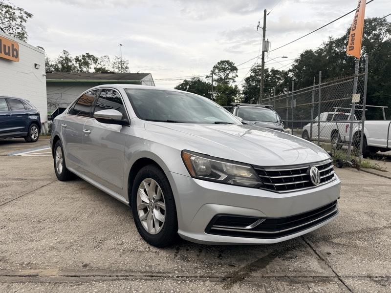 Volkswagen Passat  2017