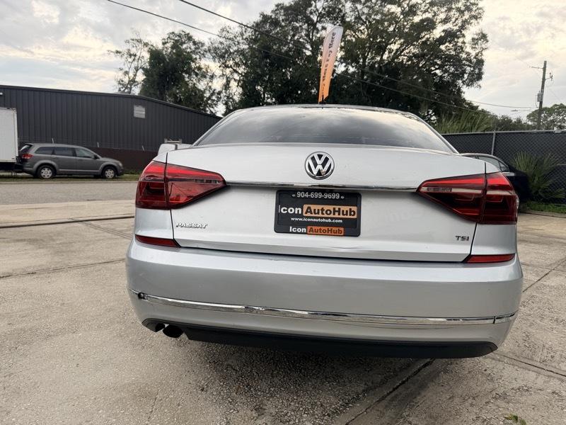 Volkswagen Passat  2017