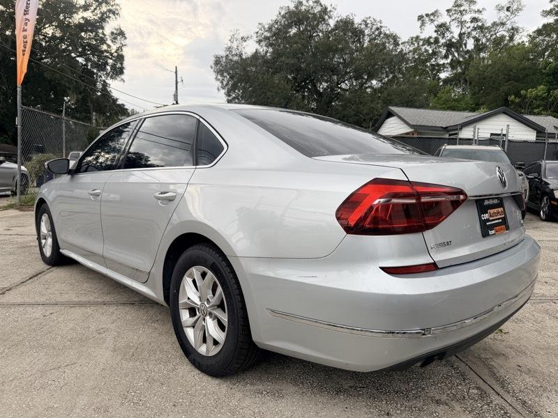 Volkswagen Passat  2017