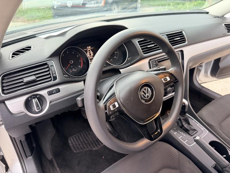 Volkswagen Passat  2017