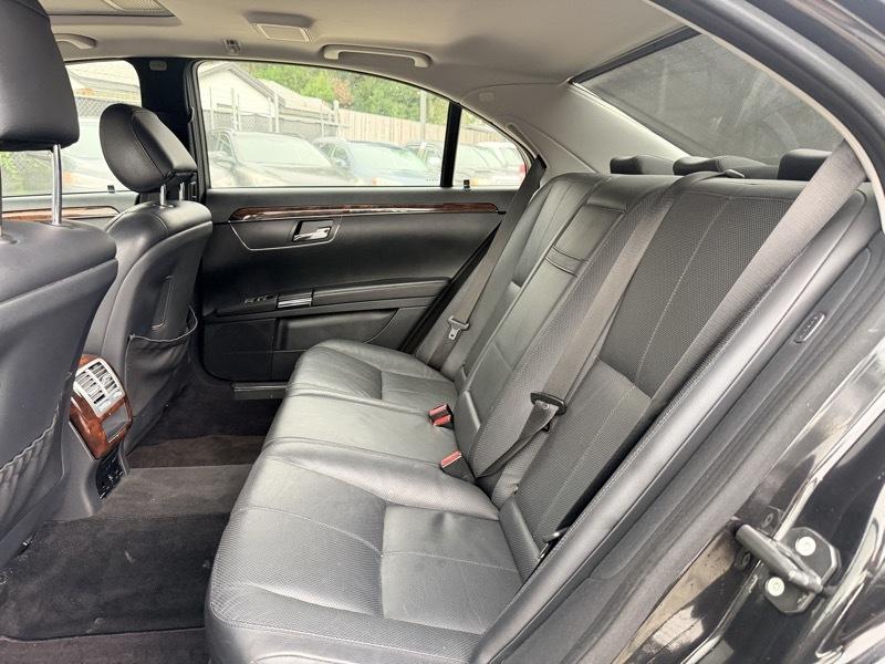 Mercedes-Benz S-Class  2007