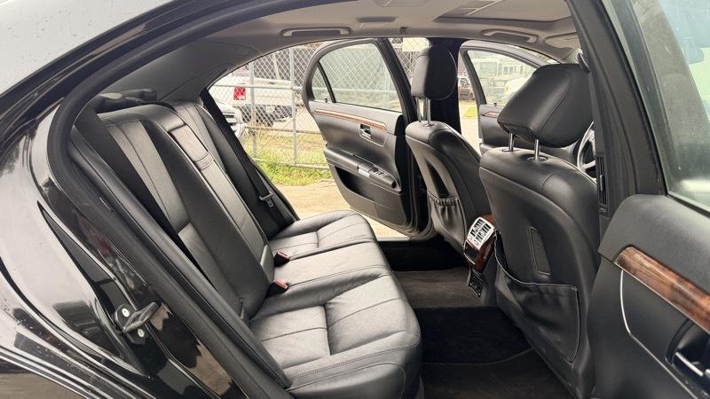 Mercedes-Benz S-Class  2007