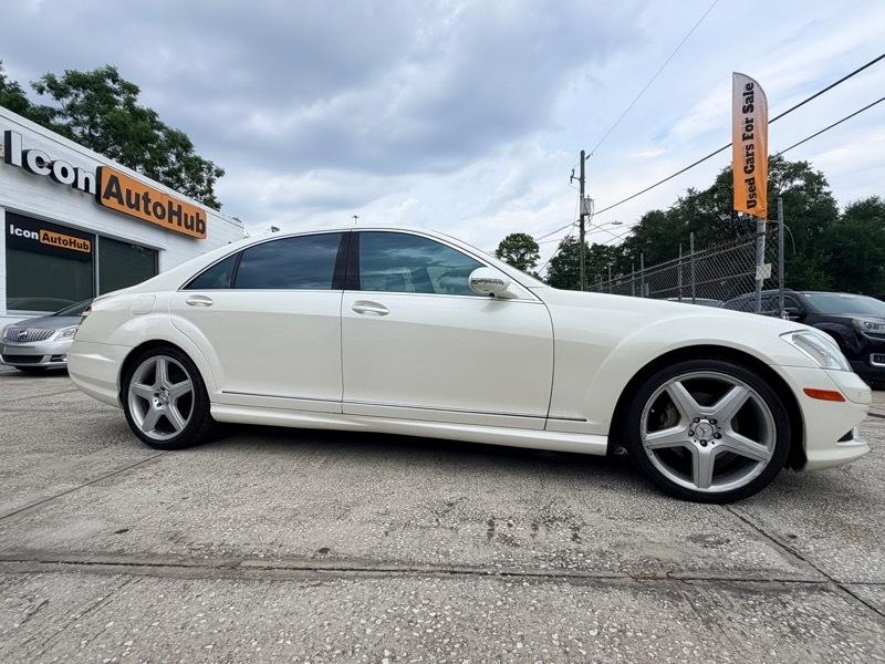 Mercedes-Benz S-Class S550 2009