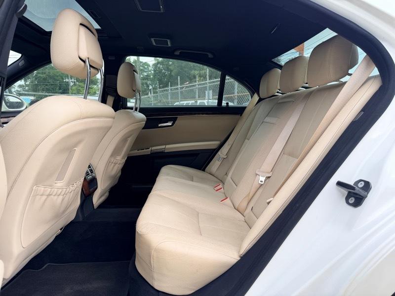Mercedes-Benz S-Class S550 2009