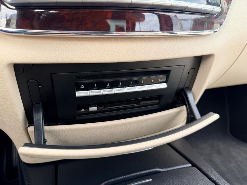 Mercedes-Benz S-Class S550 2009